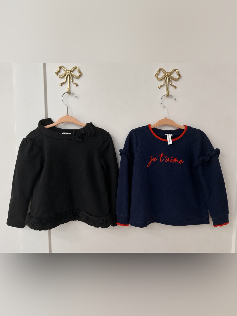 Janie and Jack Long Sleeve Bundle | Black Bow Top + Je T’aime French Sweatshirt